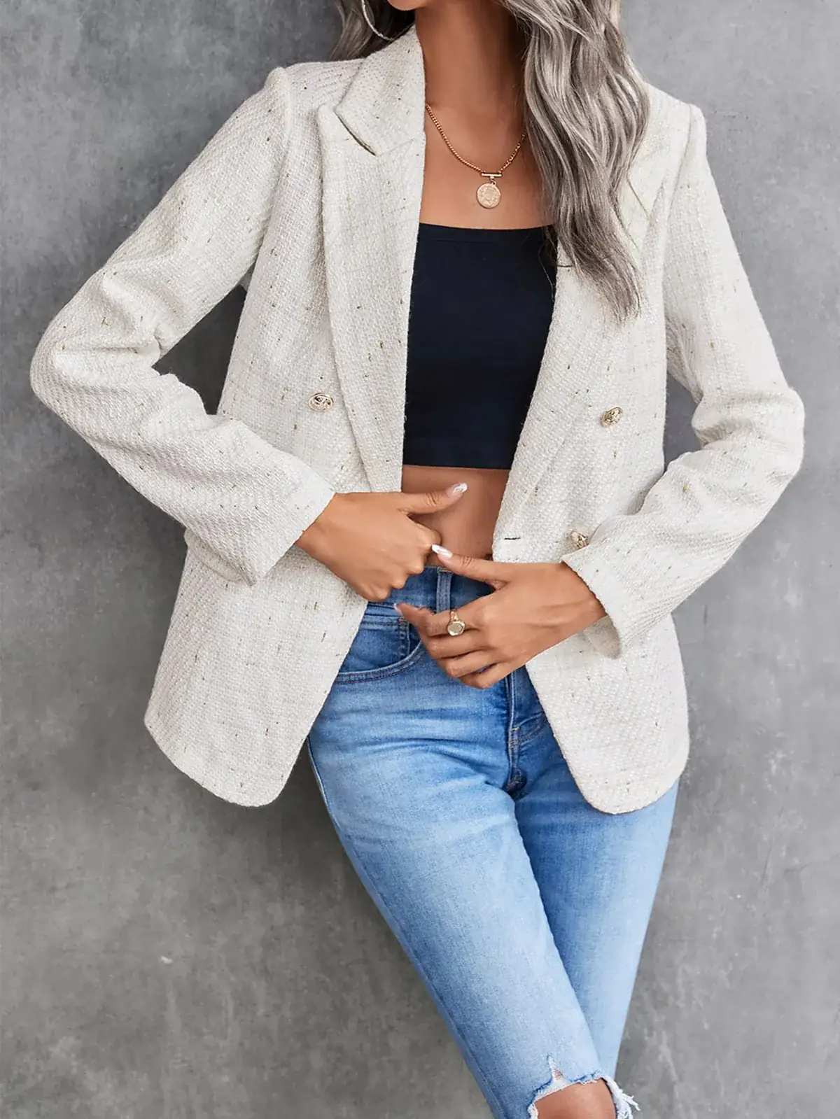 Blazer Tweed Transpassado Cláudia na cor Branco — foto 5 de 6