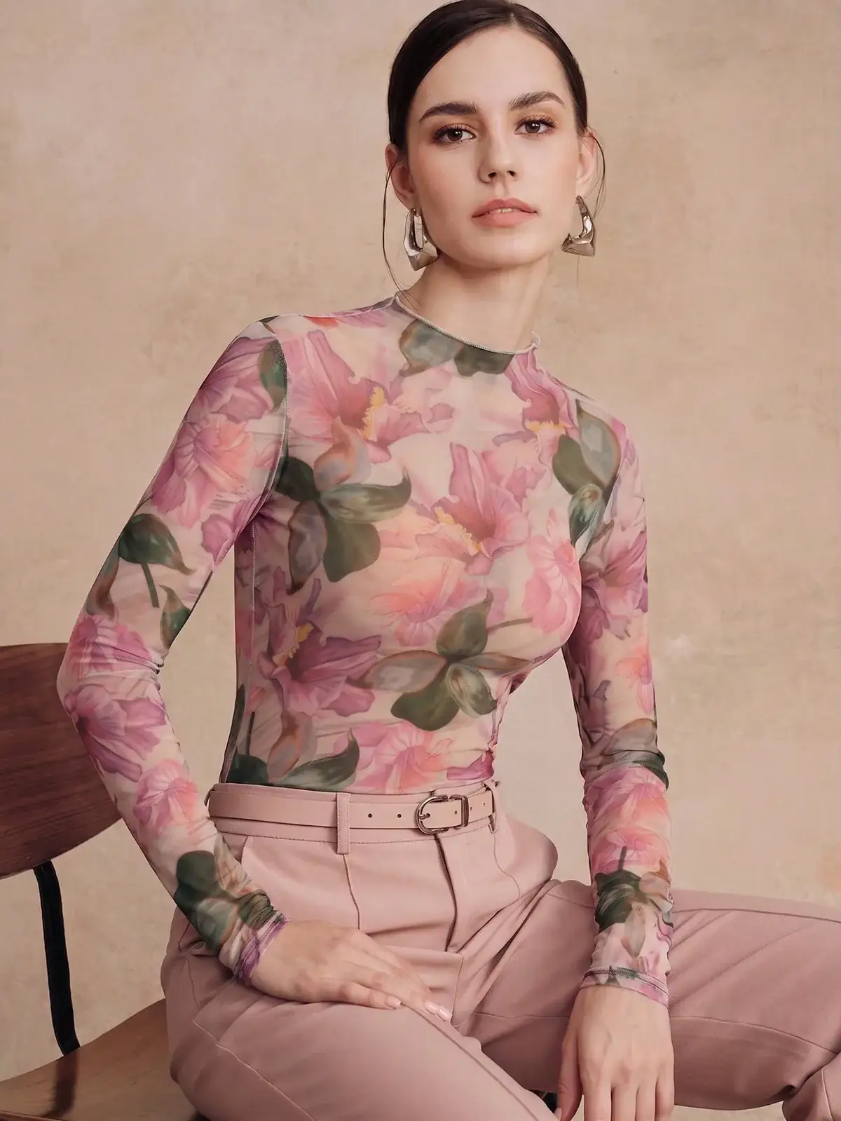 Blusa de Tule Floral Manga Longa Kiara na cor Floral rosa — foto 3 de 8
