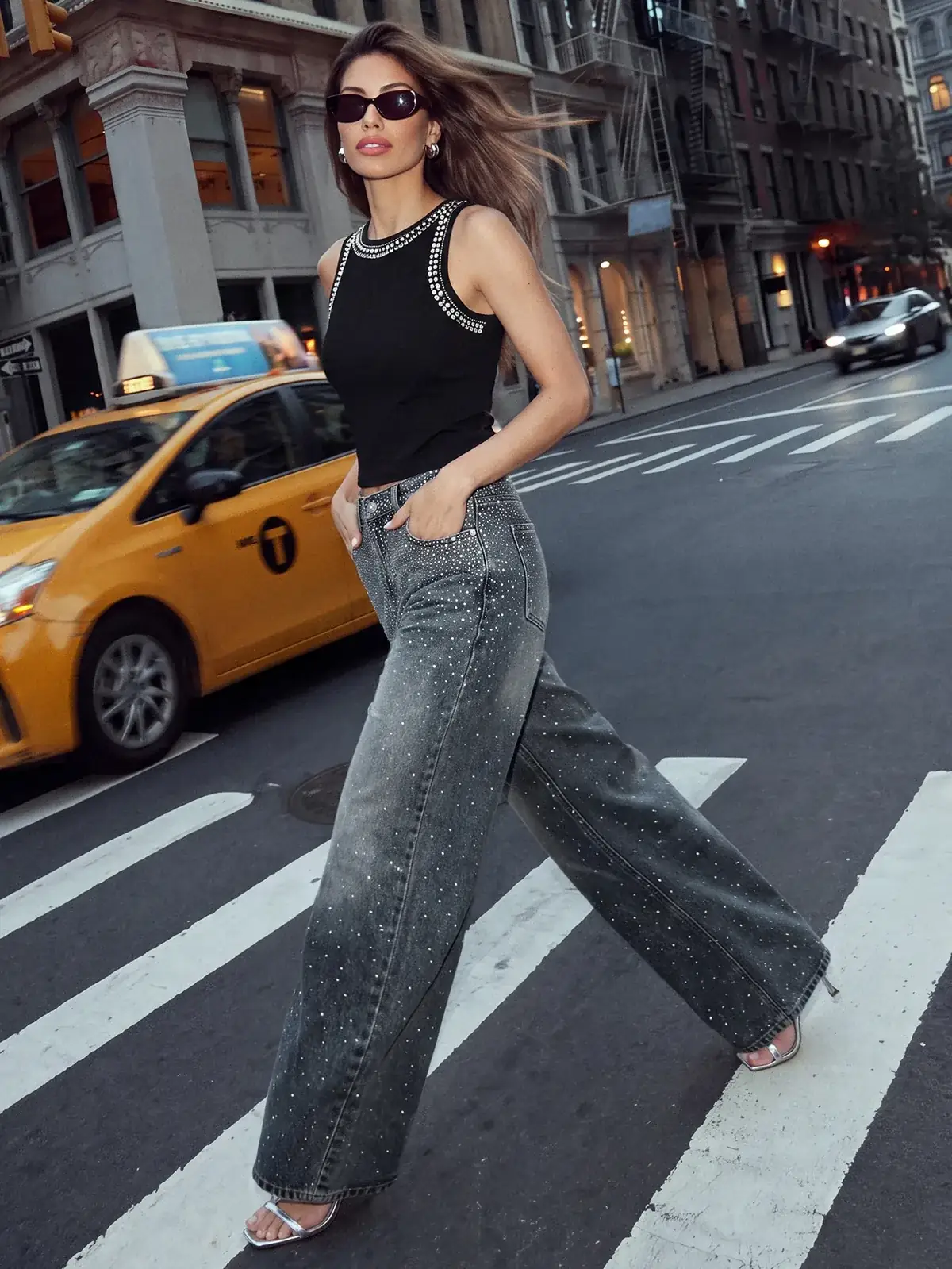 Calça Jeans Wide Leg Brilho Estonada Letícia na cor Azul — foto 4 de 6