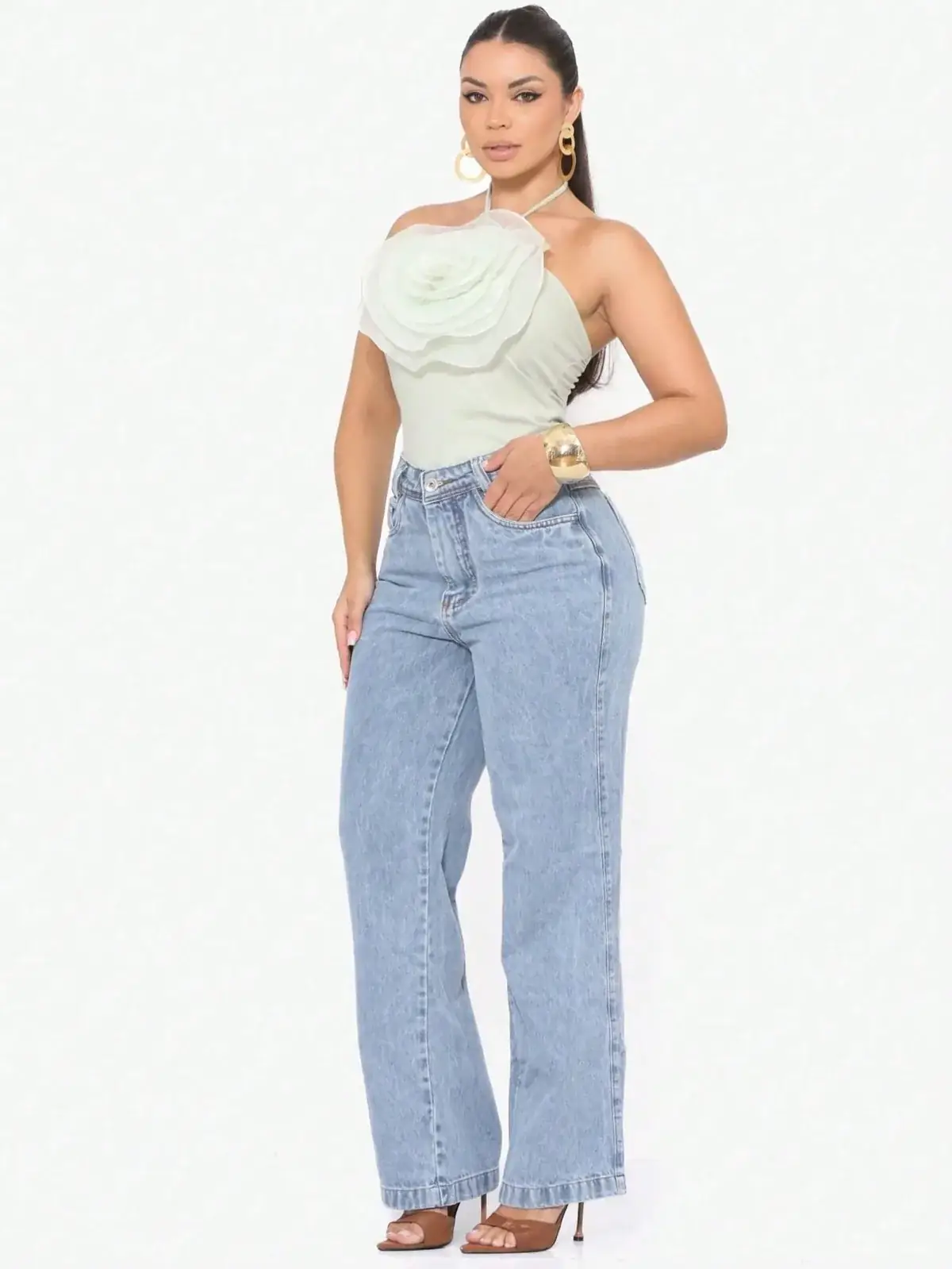 Calça Jeans Wide Leg Marmorizada Gabriela na cor Lavagem Média — foto 2 de 7