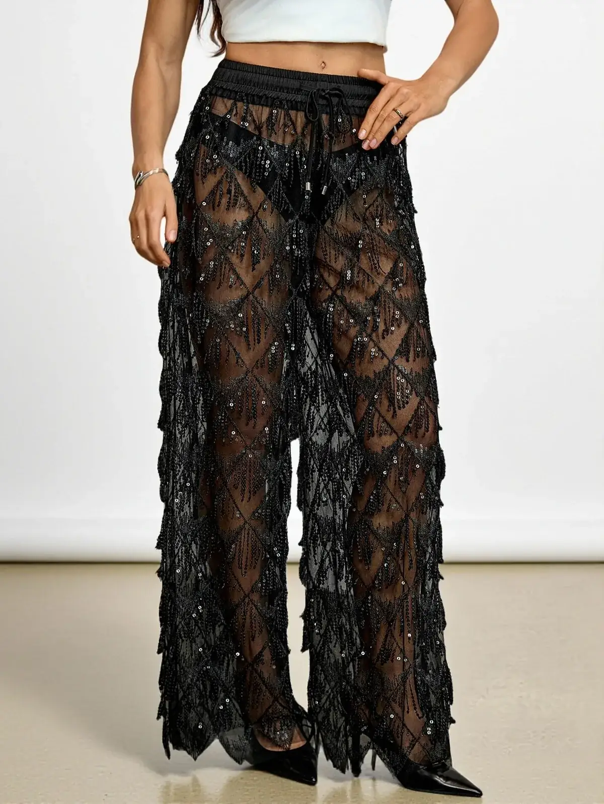 Calça Lantejoulas e Franjas Íris Tall na cor Preto — foto 2 de 12
