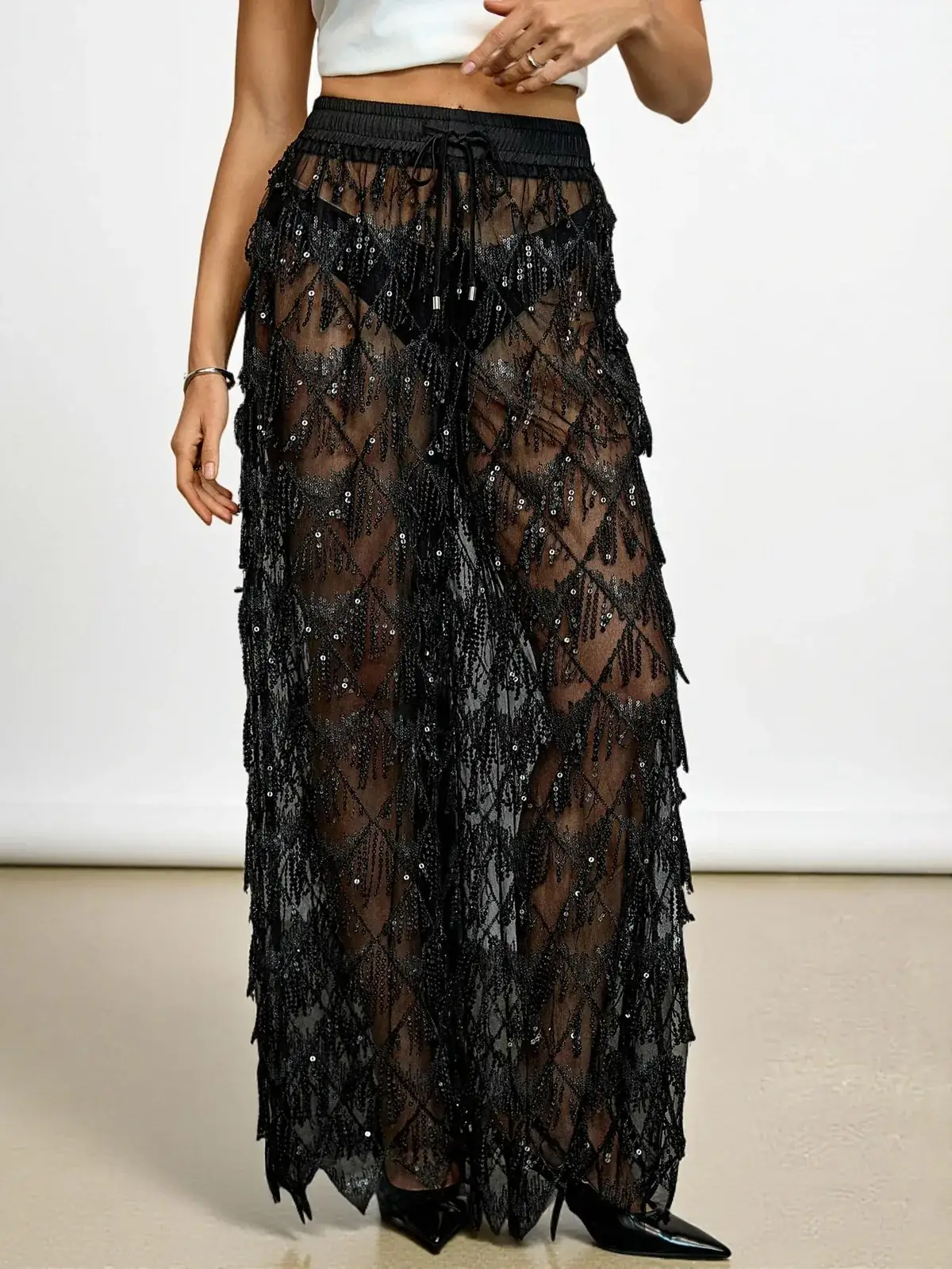 Calça Lantejoulas e Franjas Íris Tall na cor Preto — foto 11 de 12