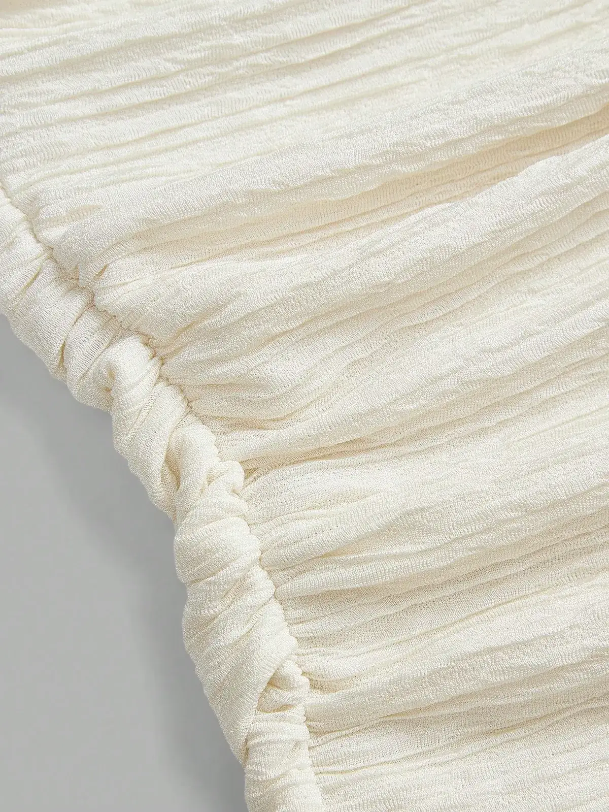 Camiseta Texturizada Canelada Cora na cor Branco — foto 7 de 8