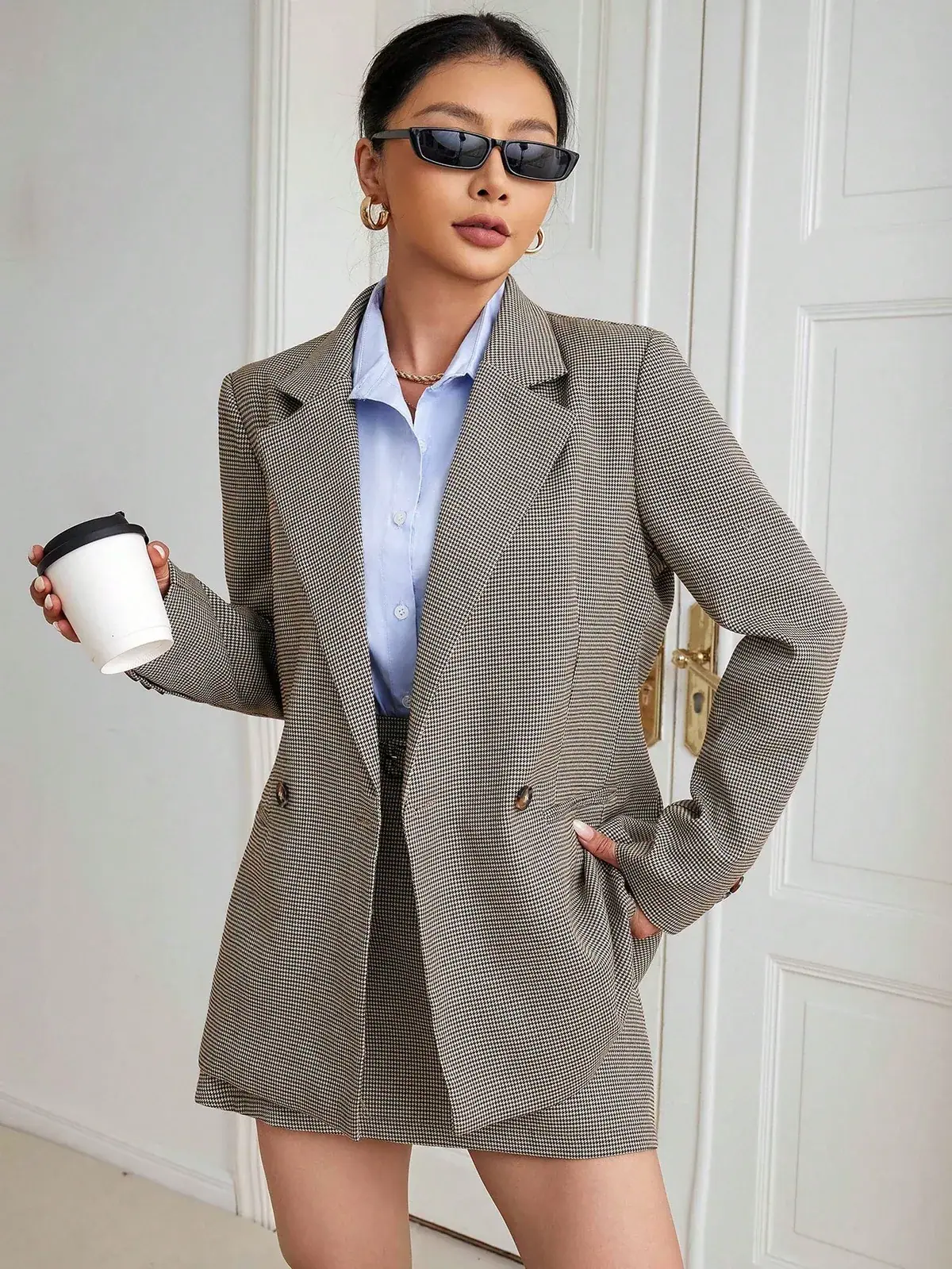 Conjunto Blazer e Saia Pied-de-Poule Ivone na cor Multicolorido — foto 2 de 6