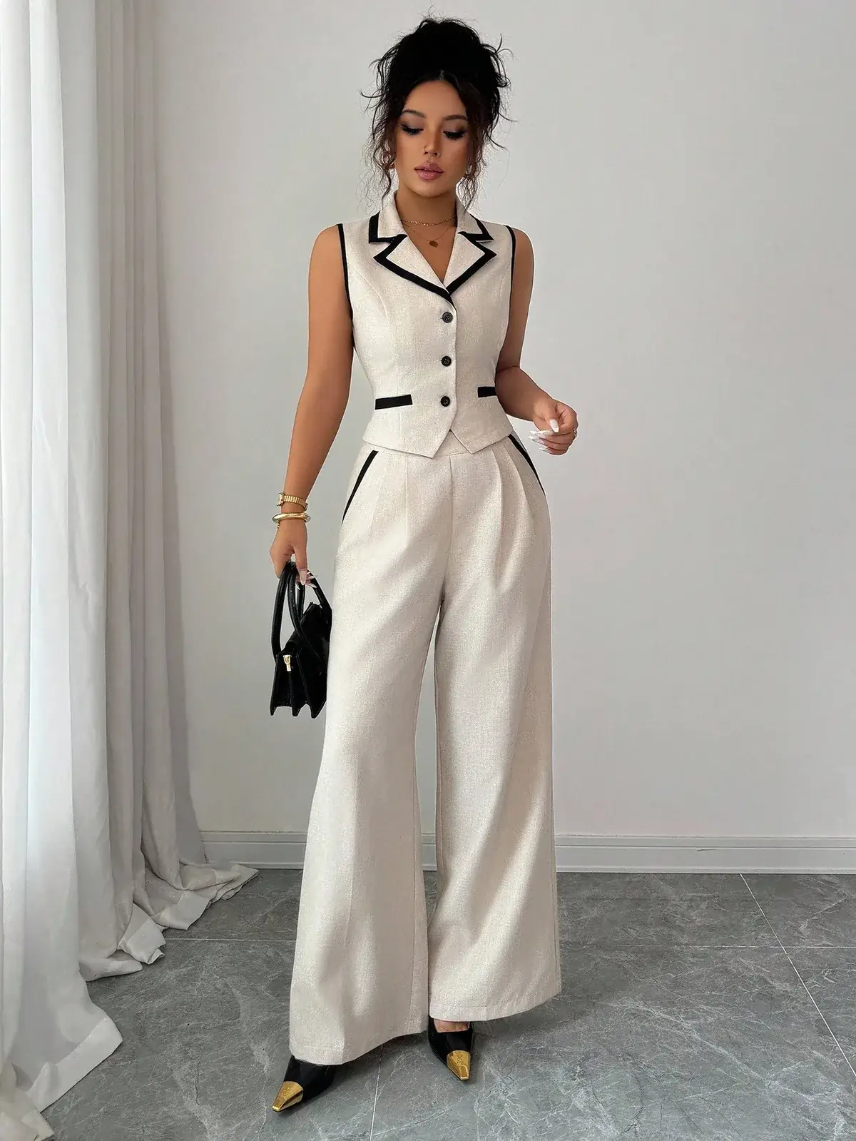Conjunto Colete e Calça Pantalona com Vivo Contrastante Luana na cor Damasco — foto 5 de 6