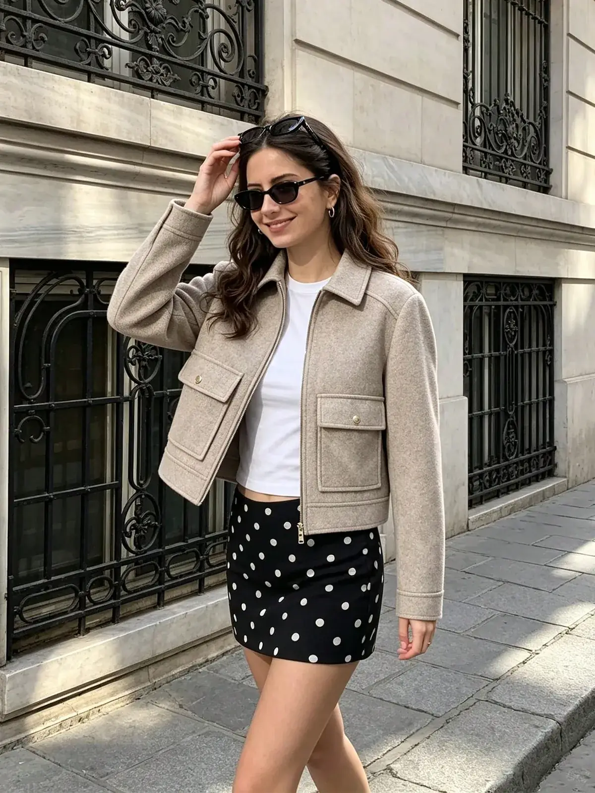 Jaqueta Curta com Zíper Yasmin na cor Caqui — foto 5 de 9