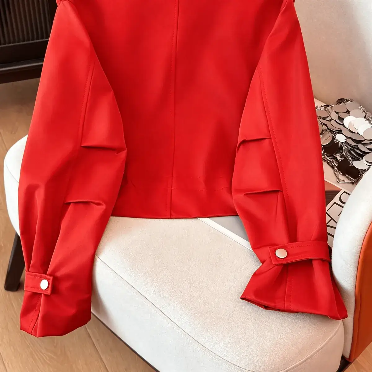 Jaqueta Utilitária Cropped Pietra na cor Vermelho — foto 8 de 11