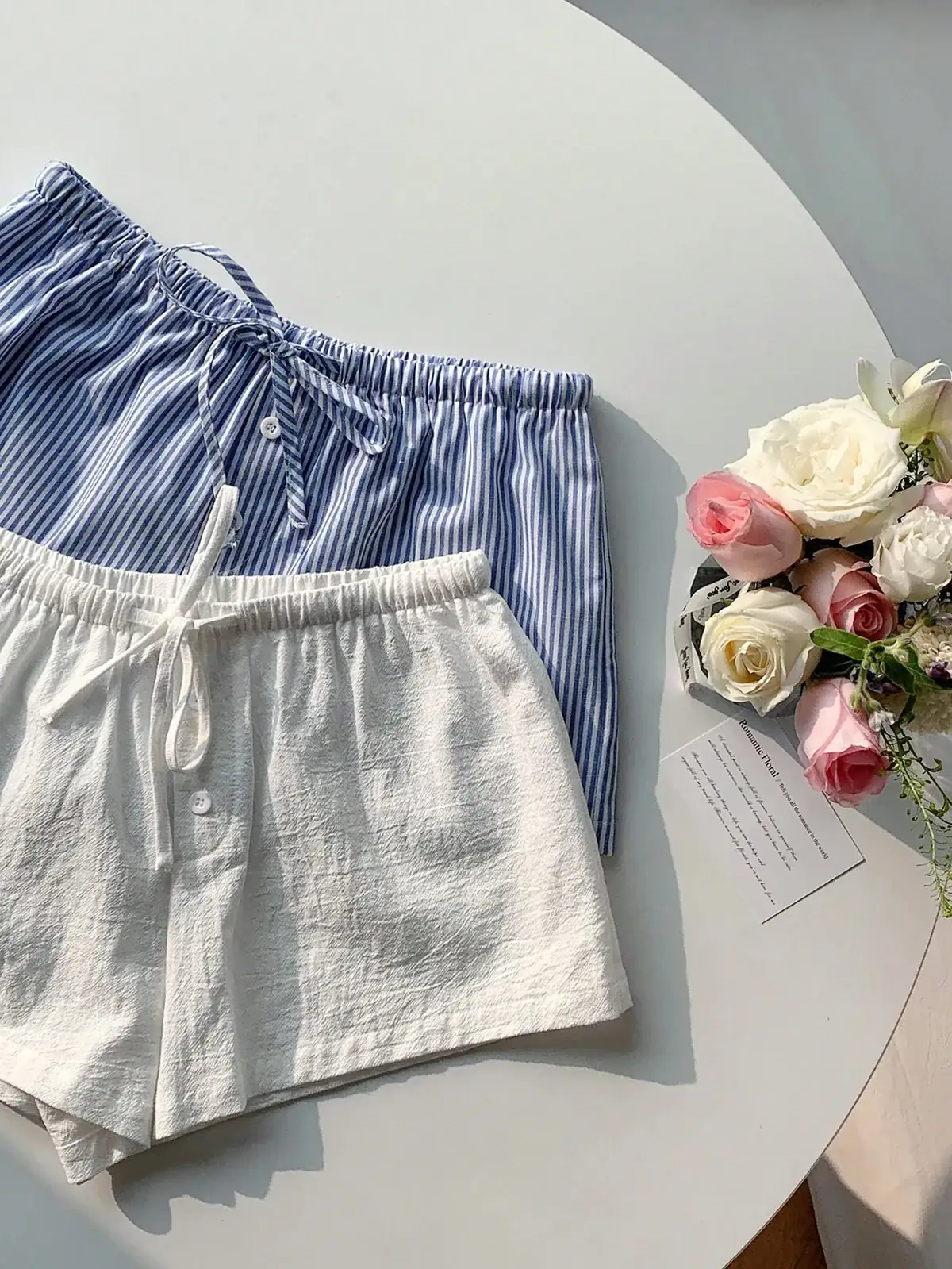 Kit 2 Shorts de Algodão com Amarração Denise na cor Azul e Branco — foto 6 de 7