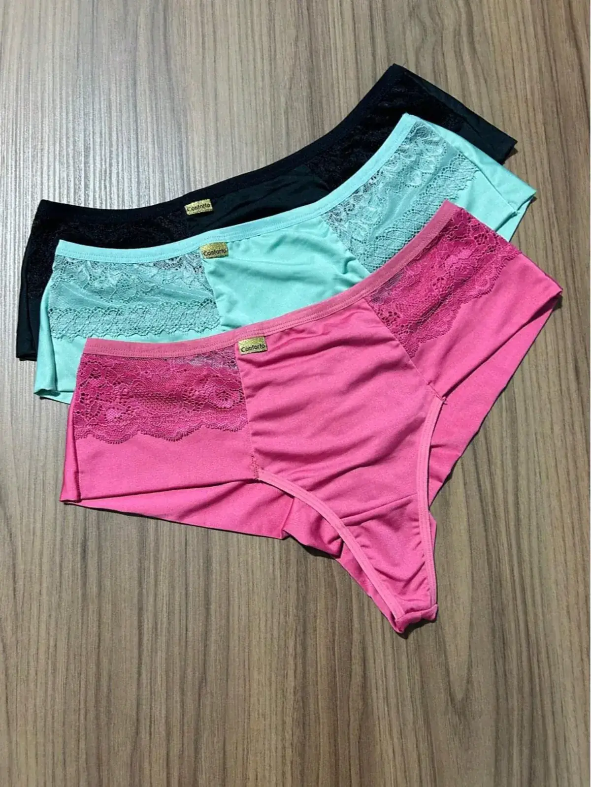 Kit 3 Calcinha Plus Size Fio Duplo com Renda na Lateral na cor Sortida — foto 8 de 8