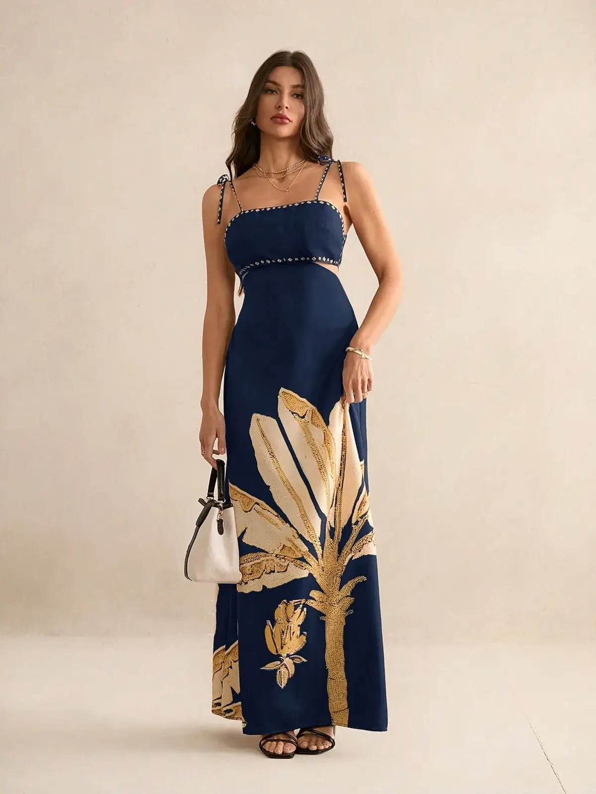 Vestido Longo Estampa Folhagem Costas Vazadas Tatiana na cor Azul Marinho — foto 3 de 7
