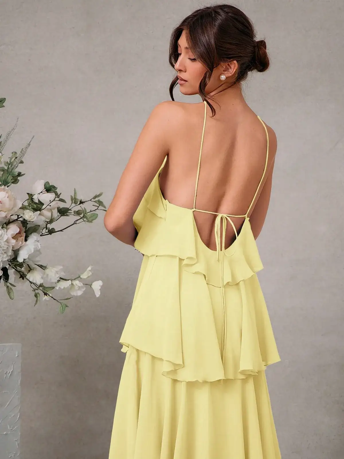 Vestido Longo Frente Única Babados Isabela na cor Amarelo — foto 3 de 5