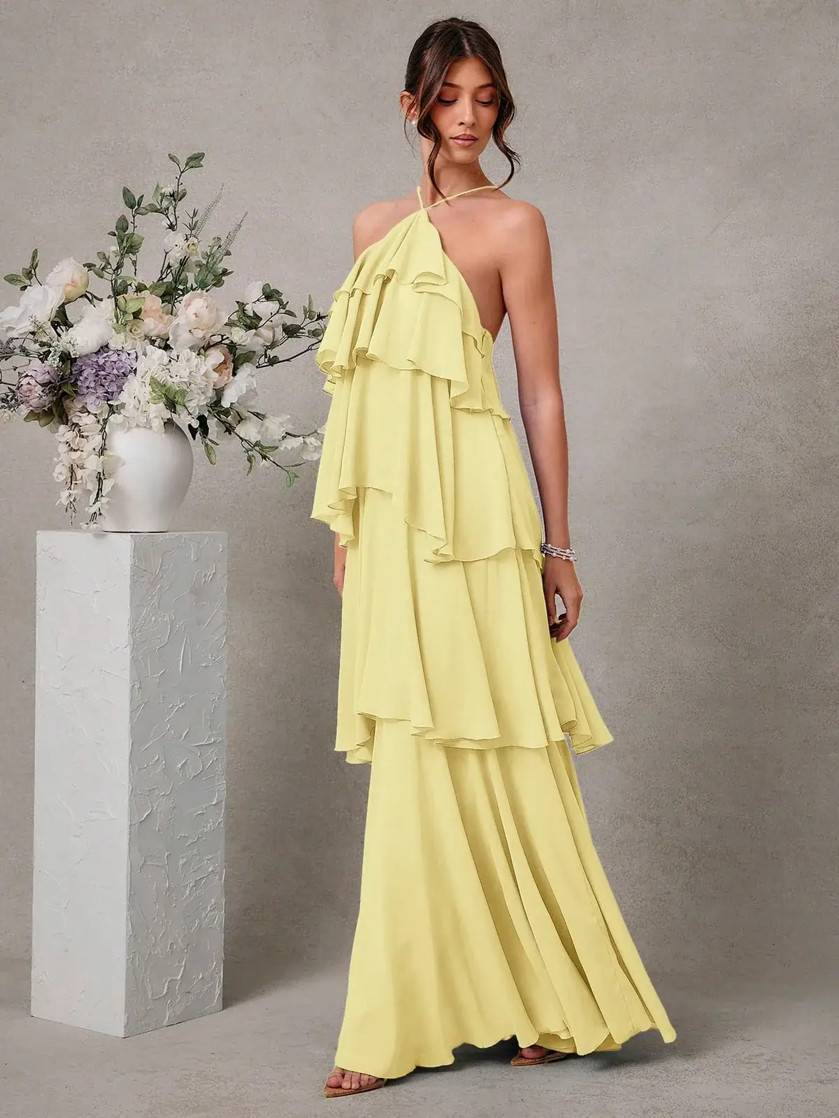 Vestido Longo Frente Única Babados Isabela na cor Amarelo — foto 4 de 5